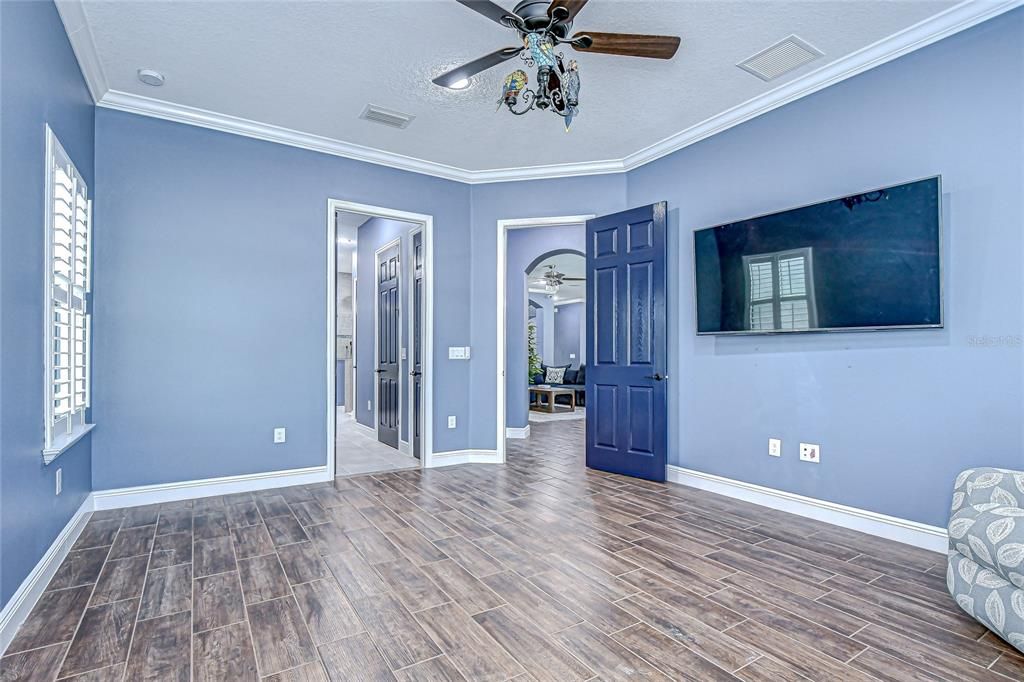 待售: $1,099,000 (5 贝兹, 4 浴室, 4536 平方英尺)