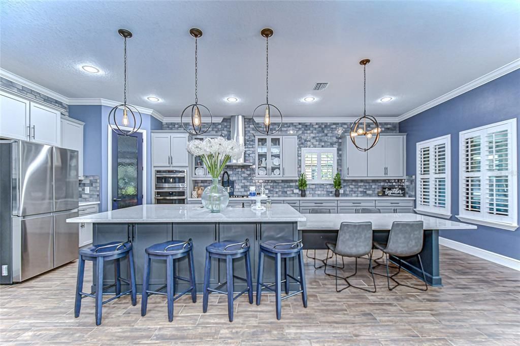 待售: $1,099,000 (5 贝兹, 4 浴室, 4536 平方英尺)