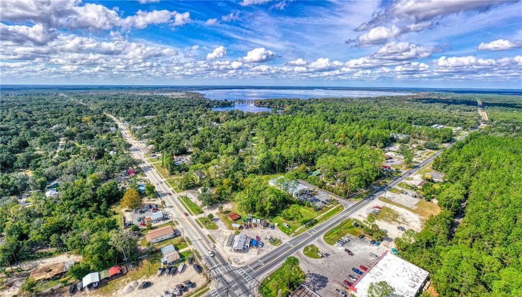 На продажу: $99,900 (0.44 acres)