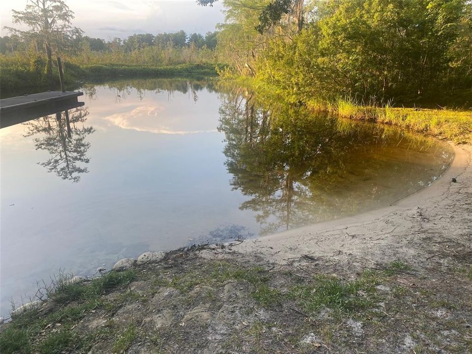 На продажу: $99,900 (0.44 acres)