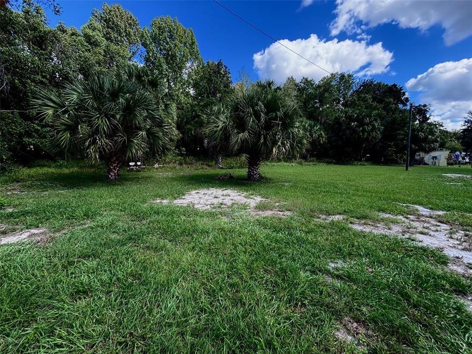 На продажу: $99,900 (0.44 acres)