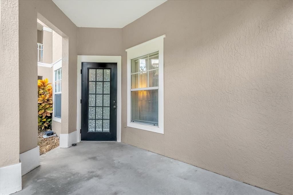 待售: $205,000 (2 贝兹, 2 浴室, 1077 平方英尺)