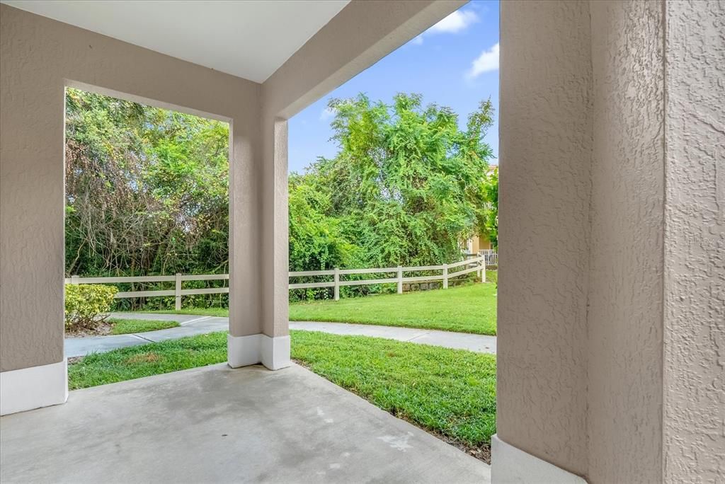 待售: $205,000 (2 贝兹, 2 浴室, 1077 平方英尺)