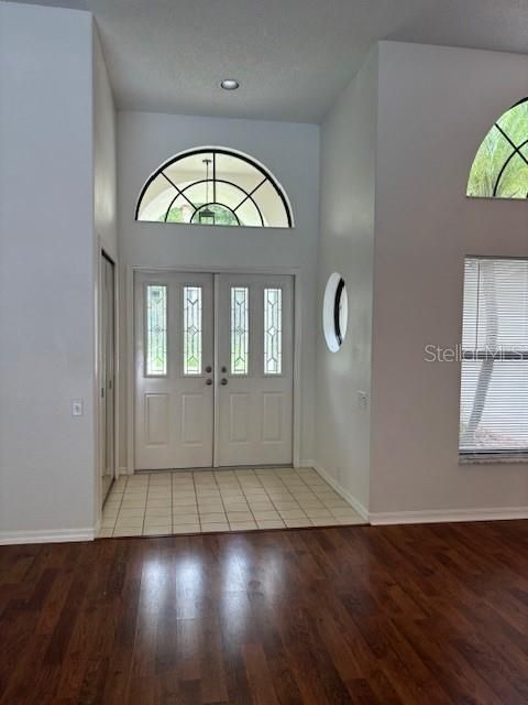 For Rent: $3,695 (4 beds, 3 baths, 2853 Square Feet)