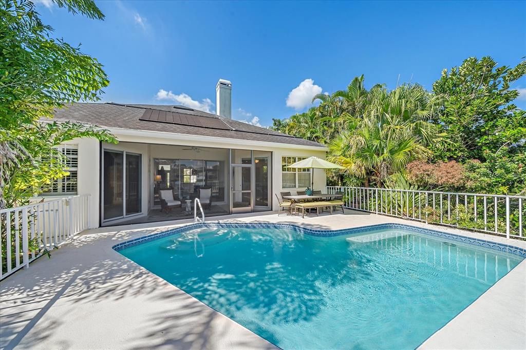 Active With Contract: $489,900 (3 beds, 2 baths, 1849 Square Feet)