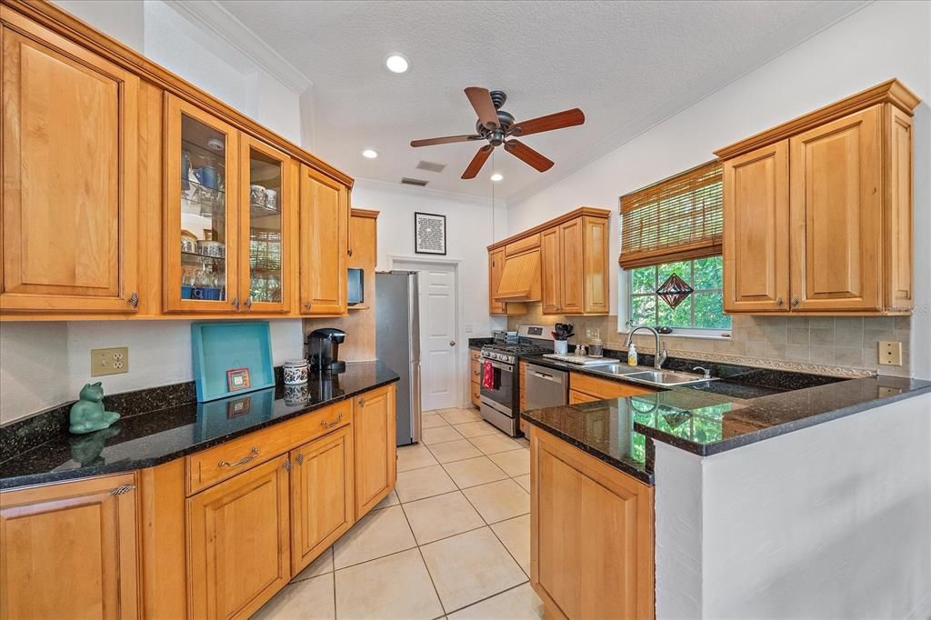 Active With Contract: $489,900 (3 beds, 2 baths, 1849 Square Feet)