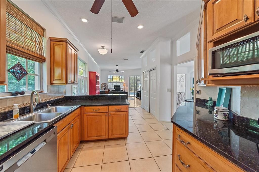 Active With Contract: $489,900 (3 beds, 2 baths, 1849 Square Feet)