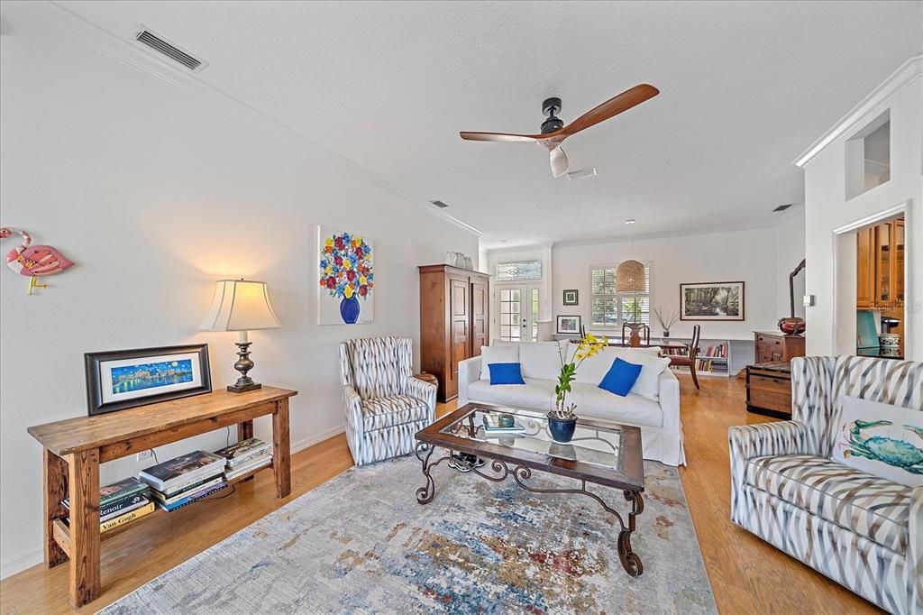 Active With Contract: $489,900 (3 beds, 2 baths, 1849 Square Feet)