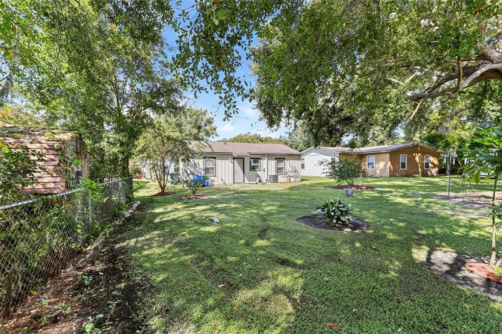 Под контрактом: $200,000 (3 спален, 1 ванн, 875 Квадратных фут)