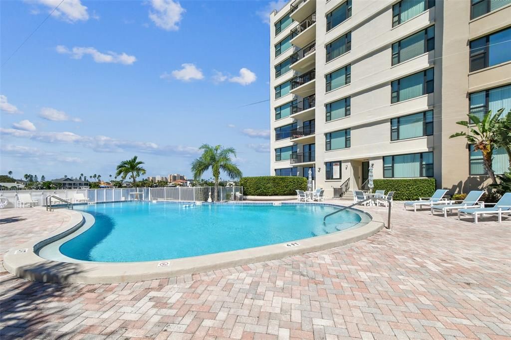 For Sale: $439,000 (2 beds, 2 baths, 1866 Square Feet)