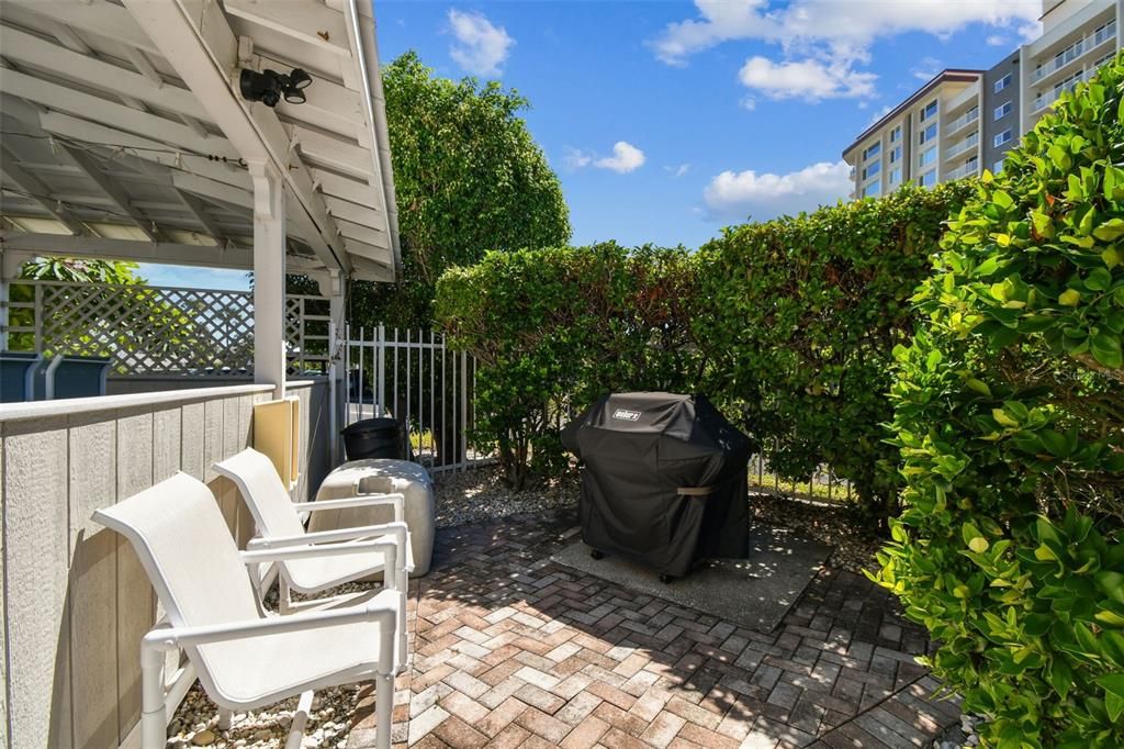 For Sale: $439,000 (2 beds, 2 baths, 1866 Square Feet)