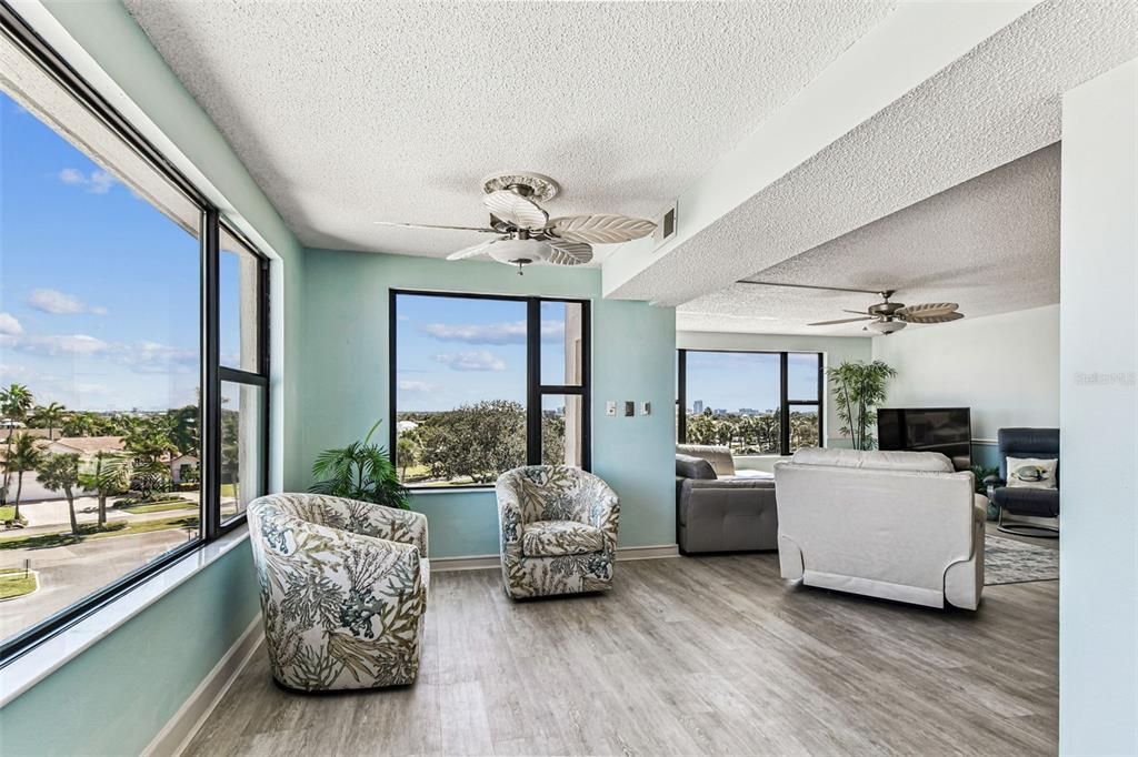 For Sale: $439,000 (2 beds, 2 baths, 1866 Square Feet)