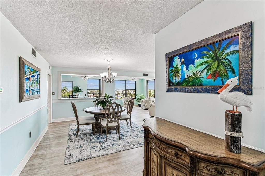 For Sale: $439,000 (2 beds, 2 baths, 1866 Square Feet)