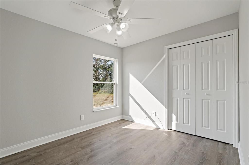 Active With Contract: $1,850 (3 beds, 2 baths, 1000 Square Feet)