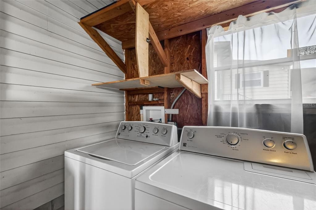 待售: $180,000 (3 贝兹, 2 浴室, 1350 平方英尺)