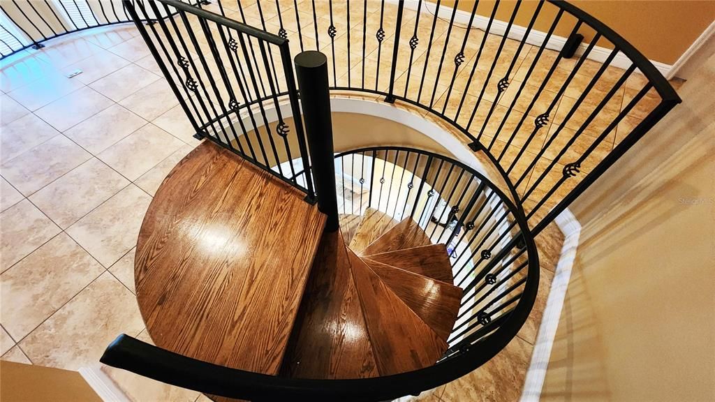 For Sale: $539,900 (4 beds, 3 baths, 2318 Square Feet)