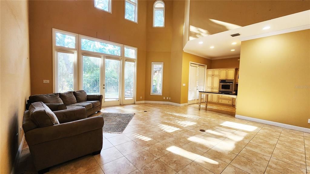 For Sale: $539,900 (4 beds, 3 baths, 2318 Square Feet)