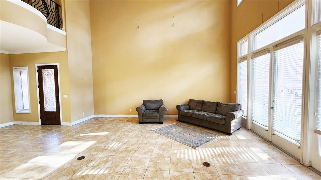 For Sale: $539,900 (4 beds, 3 baths, 2318 Square Feet)