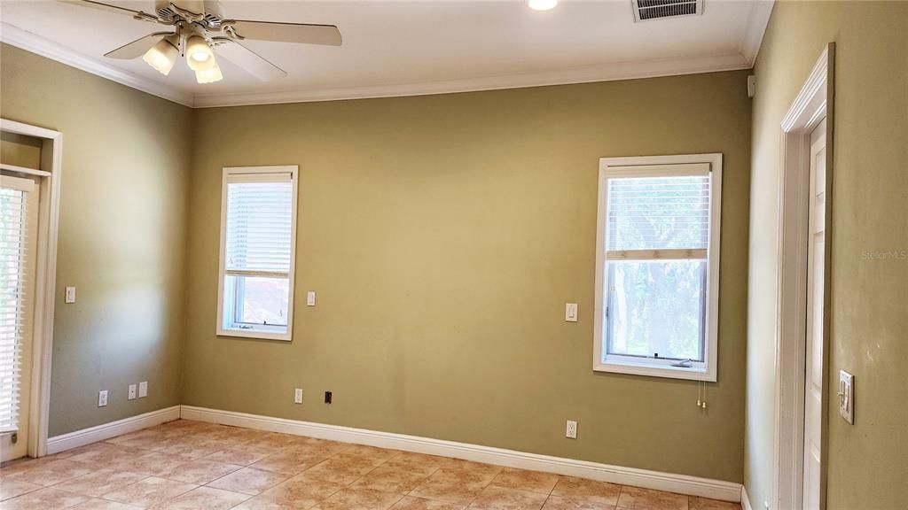 For Sale: $539,900 (4 beds, 3 baths, 2318 Square Feet)