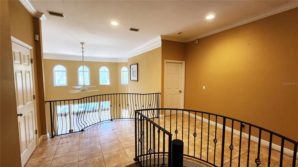 For Sale: $539,900 (4 beds, 3 baths, 2318 Square Feet)