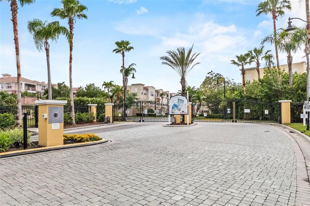 For Sale: $670,000 (3 beds, 2 baths, 2097 Square Feet)