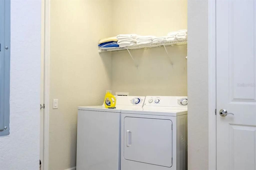 For Sale: $670,000 (3 beds, 2 baths, 2097 Square Feet)