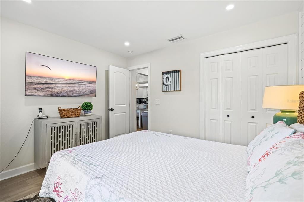 En Venta: $1,889,900 (4 camas, 4 baños, 1600 Pies cuadrados)