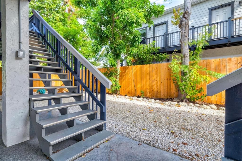 En Venta: $1,889,900 (4 camas, 4 baños, 1600 Pies cuadrados)