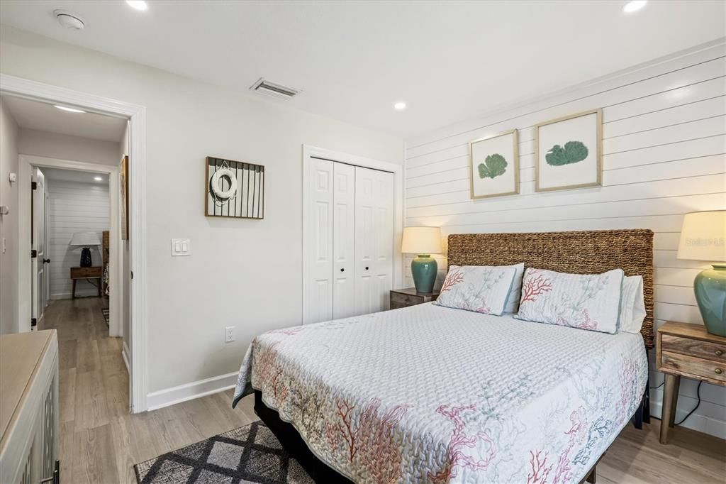 En Venta: $1,889,900 (4 camas, 4 baños, 1600 Pies cuadrados)