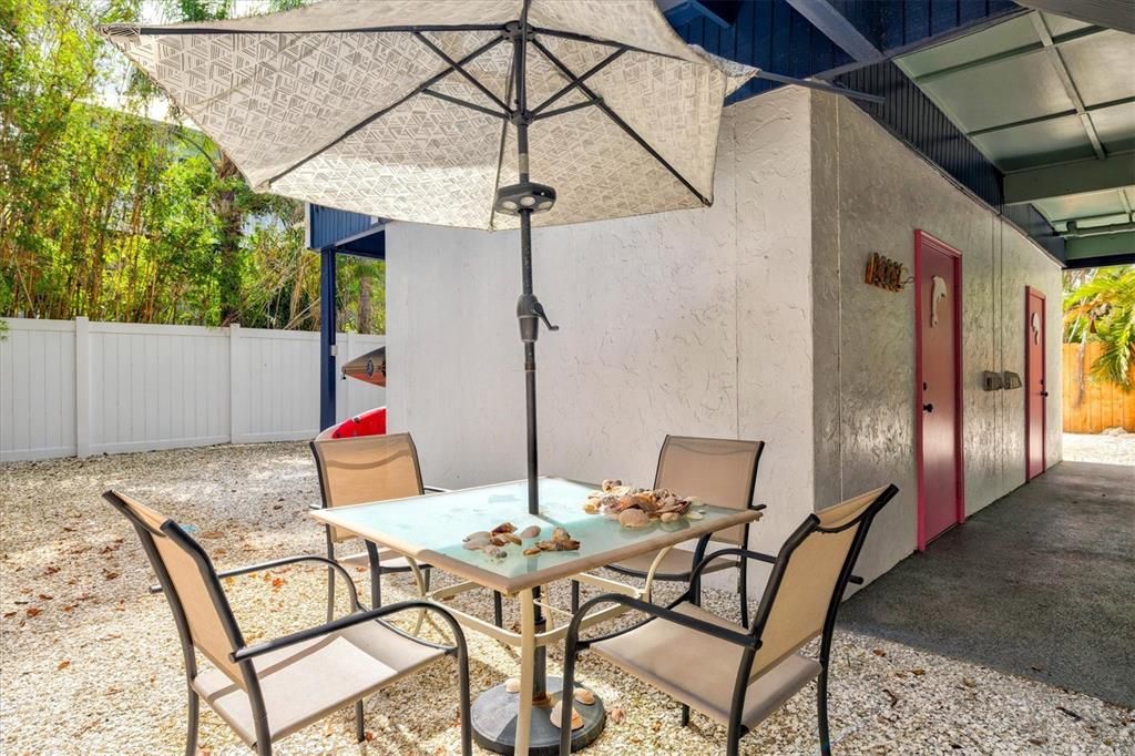 En Venta: $1,889,900 (4 camas, 4 baños, 1600 Pies cuadrados)