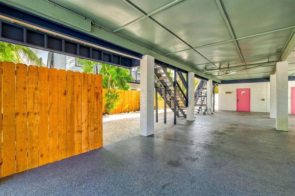 En Venta: $1,889,900 (4 camas, 4 baños, 1600 Pies cuadrados)