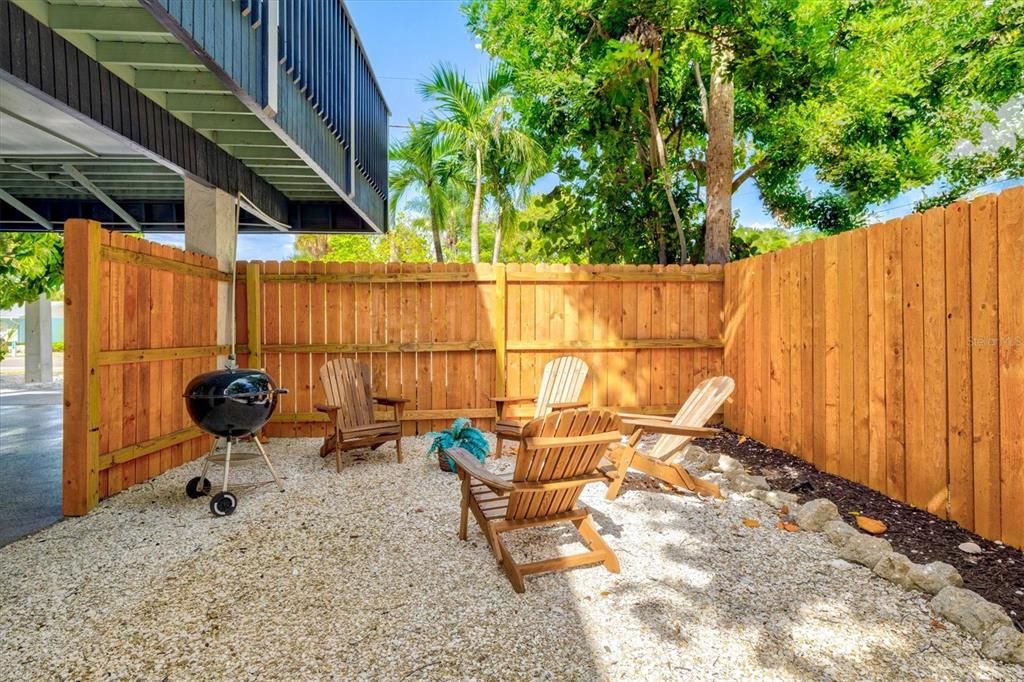 En Venta: $1,889,900 (4 camas, 4 baños, 1600 Pies cuadrados)