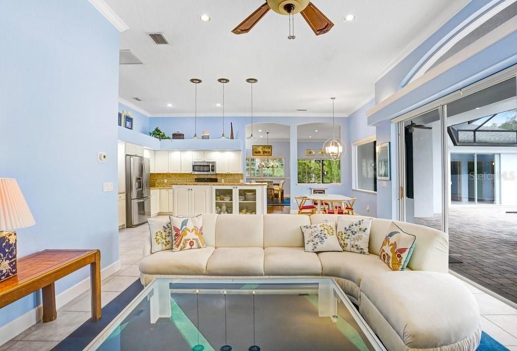 For Sale: $975,000 (4 beds, 3 baths, 2835 Square Feet)