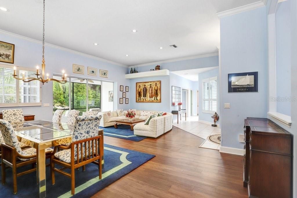 For Sale: $975,000 (4 beds, 3 baths, 2835 Square Feet)