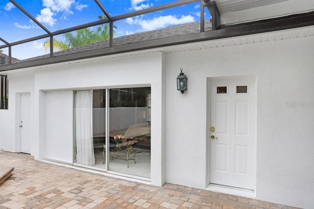 For Sale: $975,000 (4 beds, 3 baths, 2835 Square Feet)