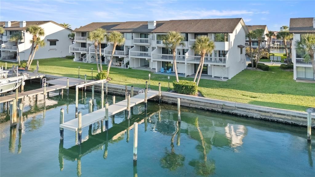 For Rent: $5,500 (4 beds, 2 baths, 2250 Square Feet)