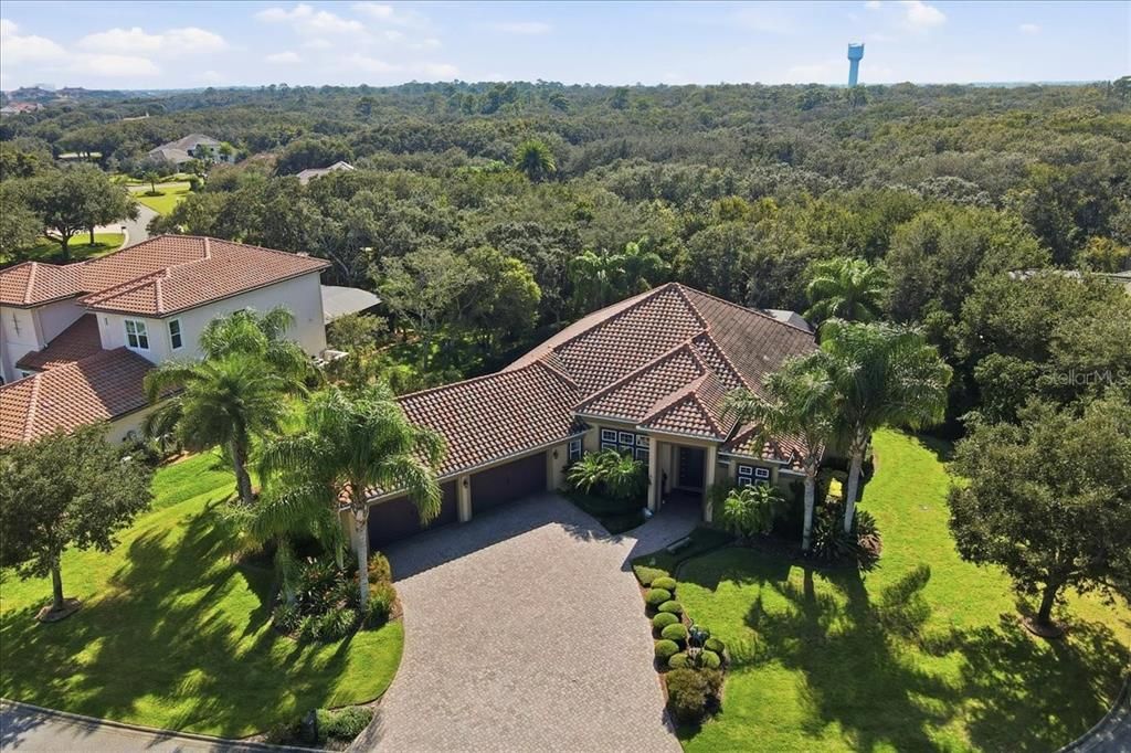 En Renta: $5,700 (3 camas, 3 baños, 3066 Pies cuadrados)