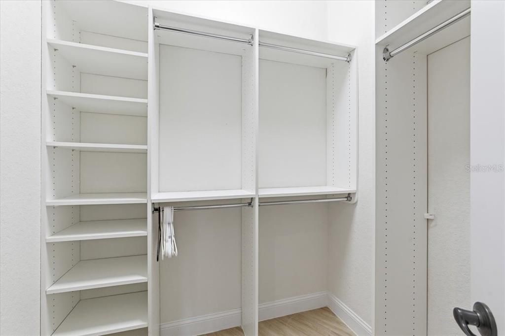 En Renta: $5,700 (3 camas, 3 baños, 3066 Pies cuadrados)