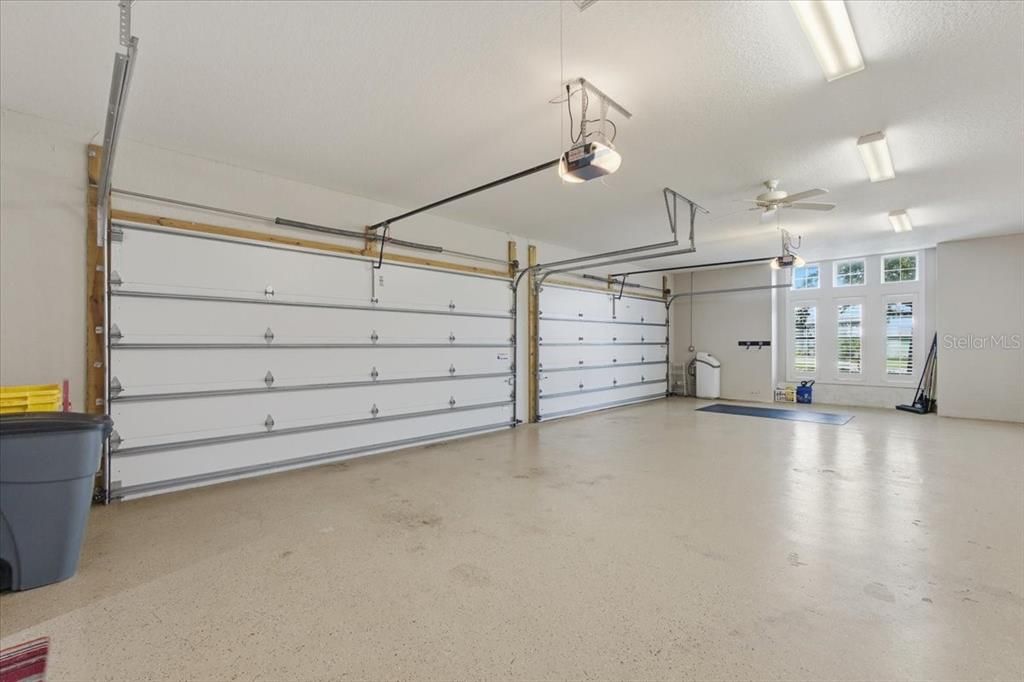 En Renta: $5,700 (3 camas, 3 baños, 3066 Pies cuadrados)