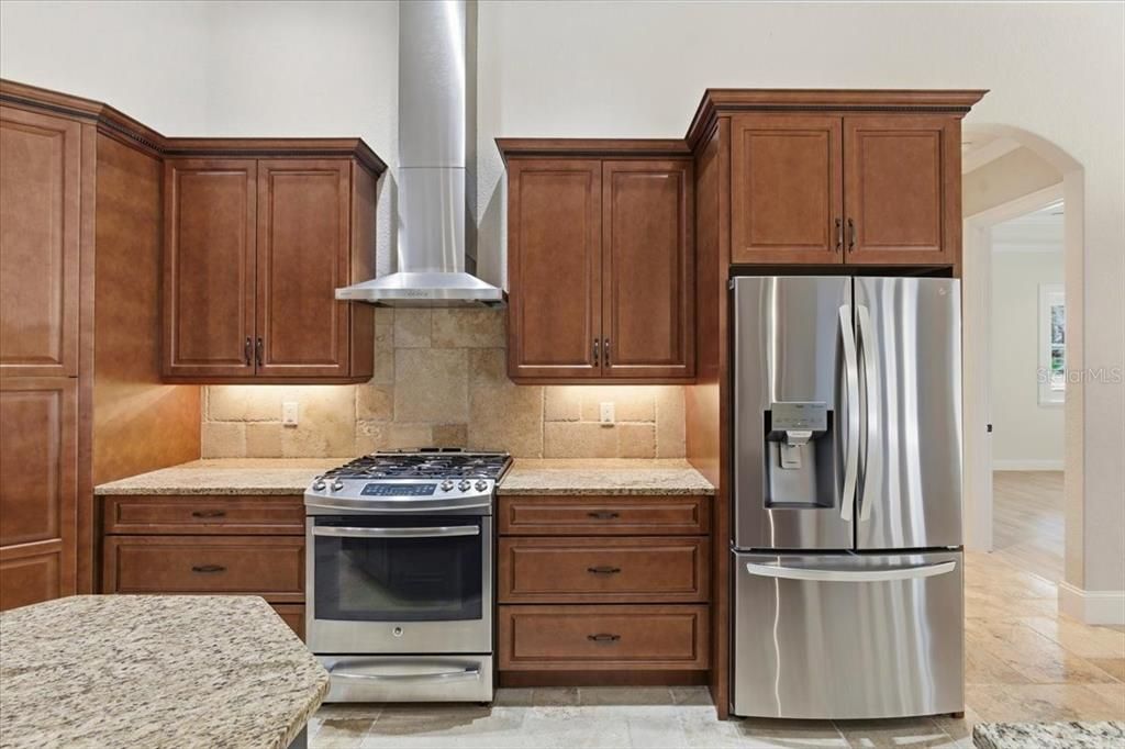 En Renta: $5,700 (3 camas, 3 baños, 3066 Pies cuadrados)