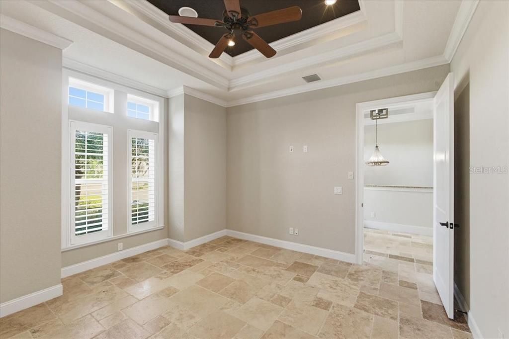 En Renta: $5,700 (3 camas, 3 baños, 3066 Pies cuadrados)