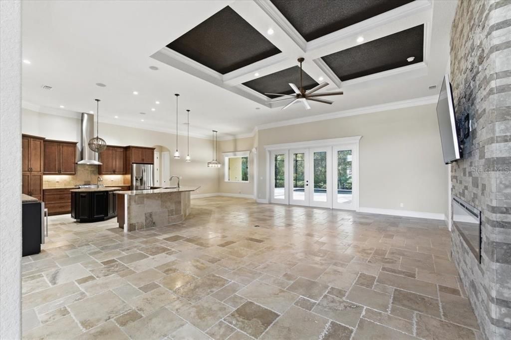 En Renta: $5,700 (3 camas, 3 baños, 3066 Pies cuadrados)