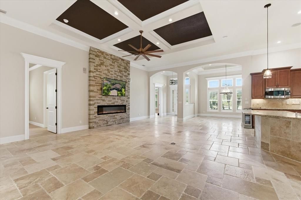 En Renta: $5,700 (3 camas, 3 baños, 3066 Pies cuadrados)