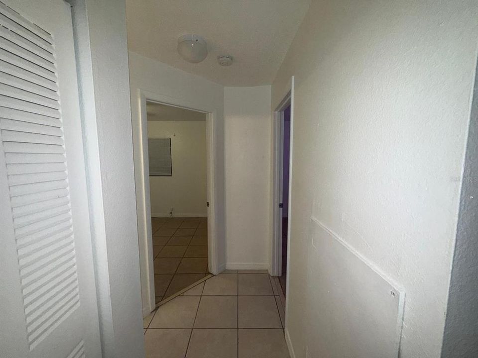 For Sale: $130,000 (2 beds, 1 baths, 784 Square Feet)