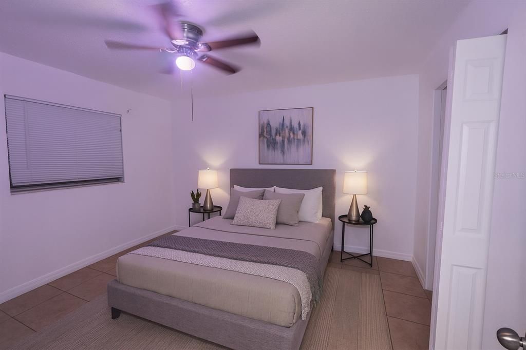 For Sale: $130,000 (2 beds, 1 baths, 784 Square Feet)