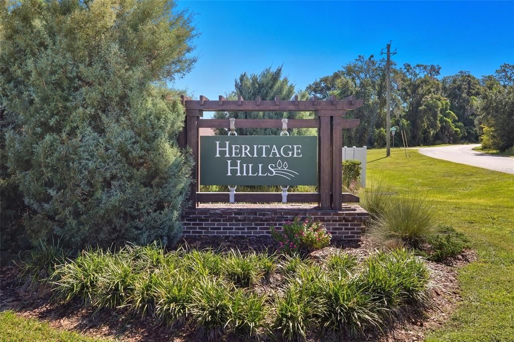 For Sale: $310,000 (3 beds, 2 baths, 1516 Square Feet)