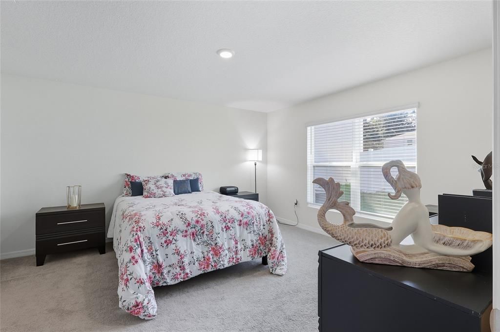 For Sale: $310,000 (3 beds, 2 baths, 1516 Square Feet)