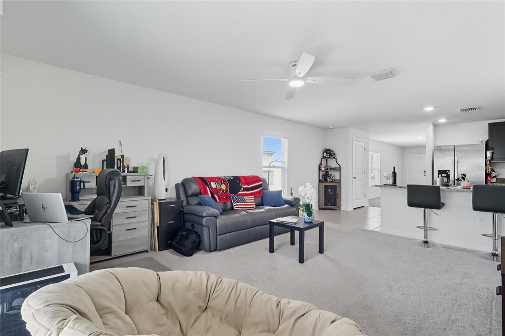 For Sale: $310,000 (3 beds, 2 baths, 1516 Square Feet)