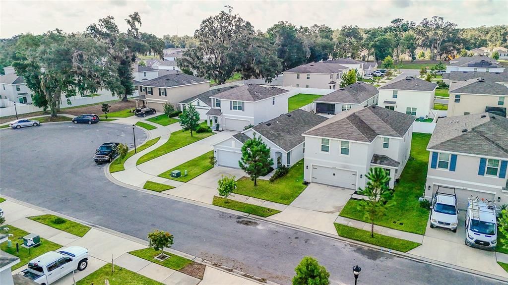 For Sale: $310,000 (3 beds, 2 baths, 1516 Square Feet)