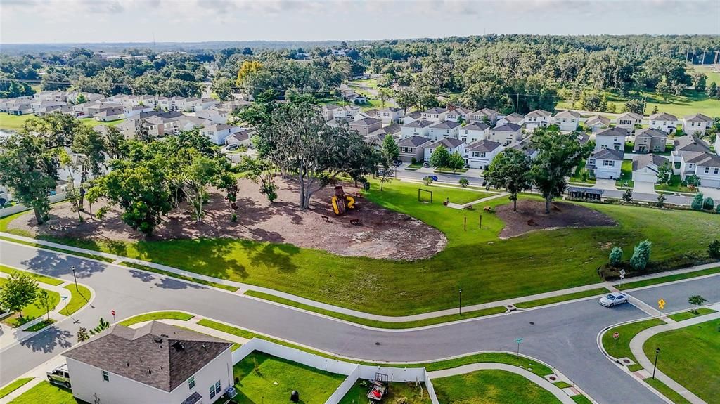 For Sale: $310,000 (3 beds, 2 baths, 1516 Square Feet)